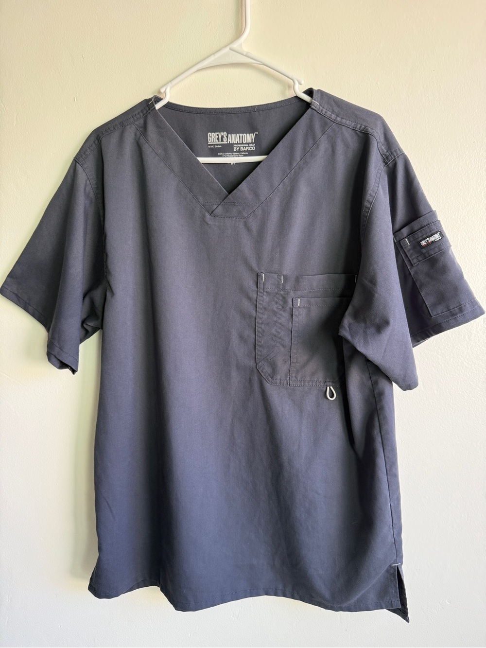 Men’s Grey’s Anatomy Scrub Top - M